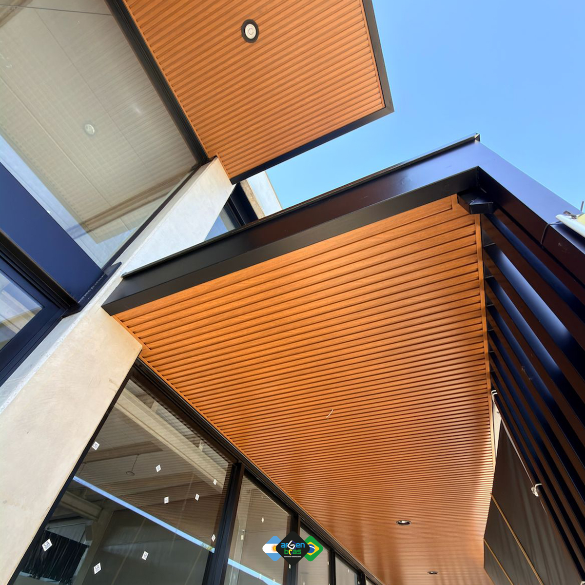 Geometria superior — Encontro de beirais · Modulação precisa
